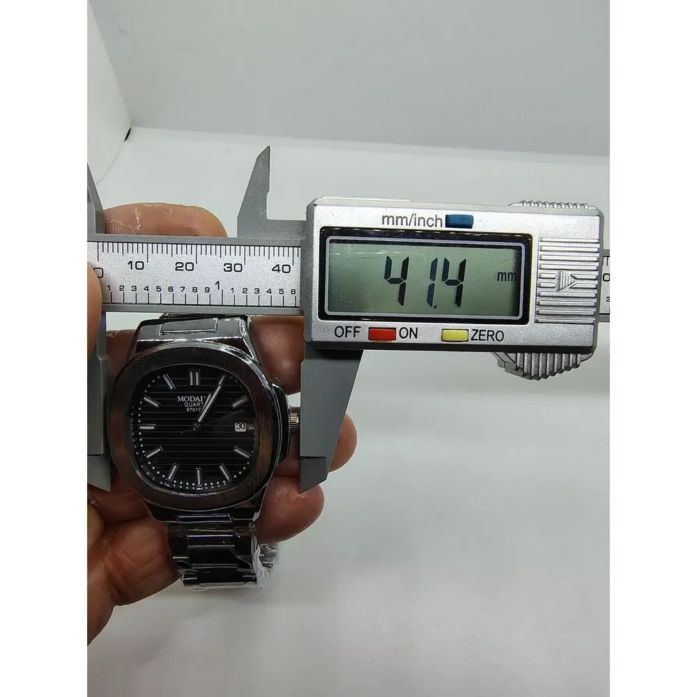 Modaiya Date Men's 6701GA Watch